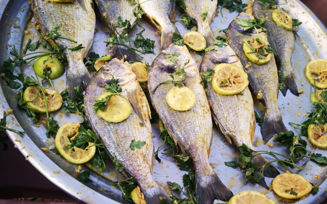 Comment réussir un poisson braisé camerounais avec une marinade prête à l’emploi