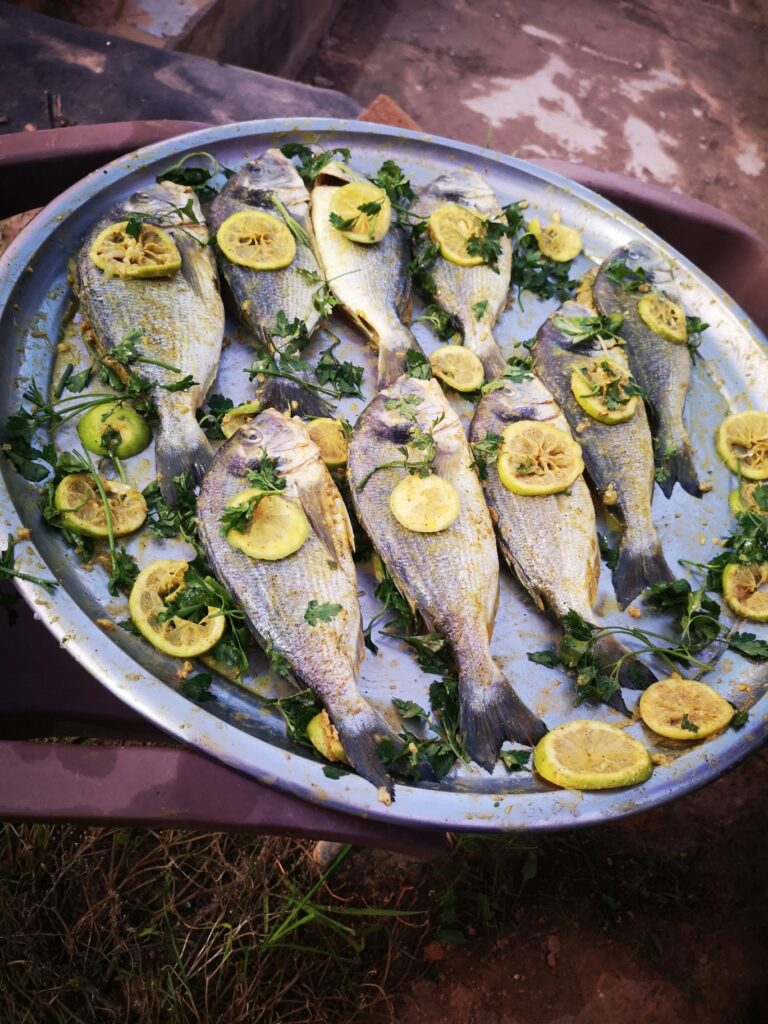 Comment réussir un poisson braisé camerounais avec une marinade prête à l'emploi